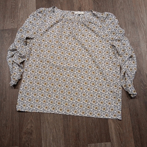 Max Studio  Floral shirt for women size XL Semi new - Picture 1 of 5